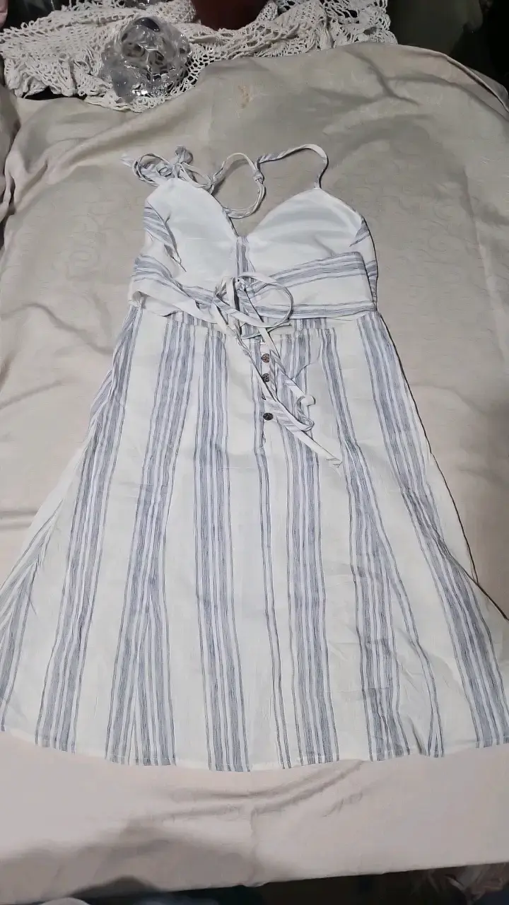 Vestido de verano a rayas blanco y azul - 2