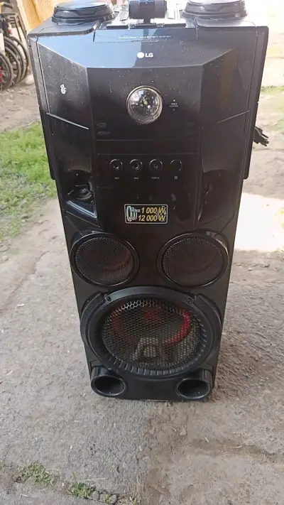 Parlante LG - miniatura 1