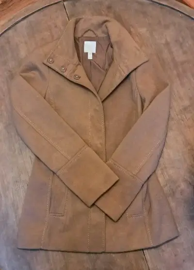 Abrigo camel para mujer - miniatura 6