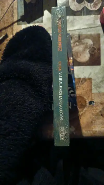 Libro 'Cuba: Viaje al Fin de la Revolución' - miniatura 2