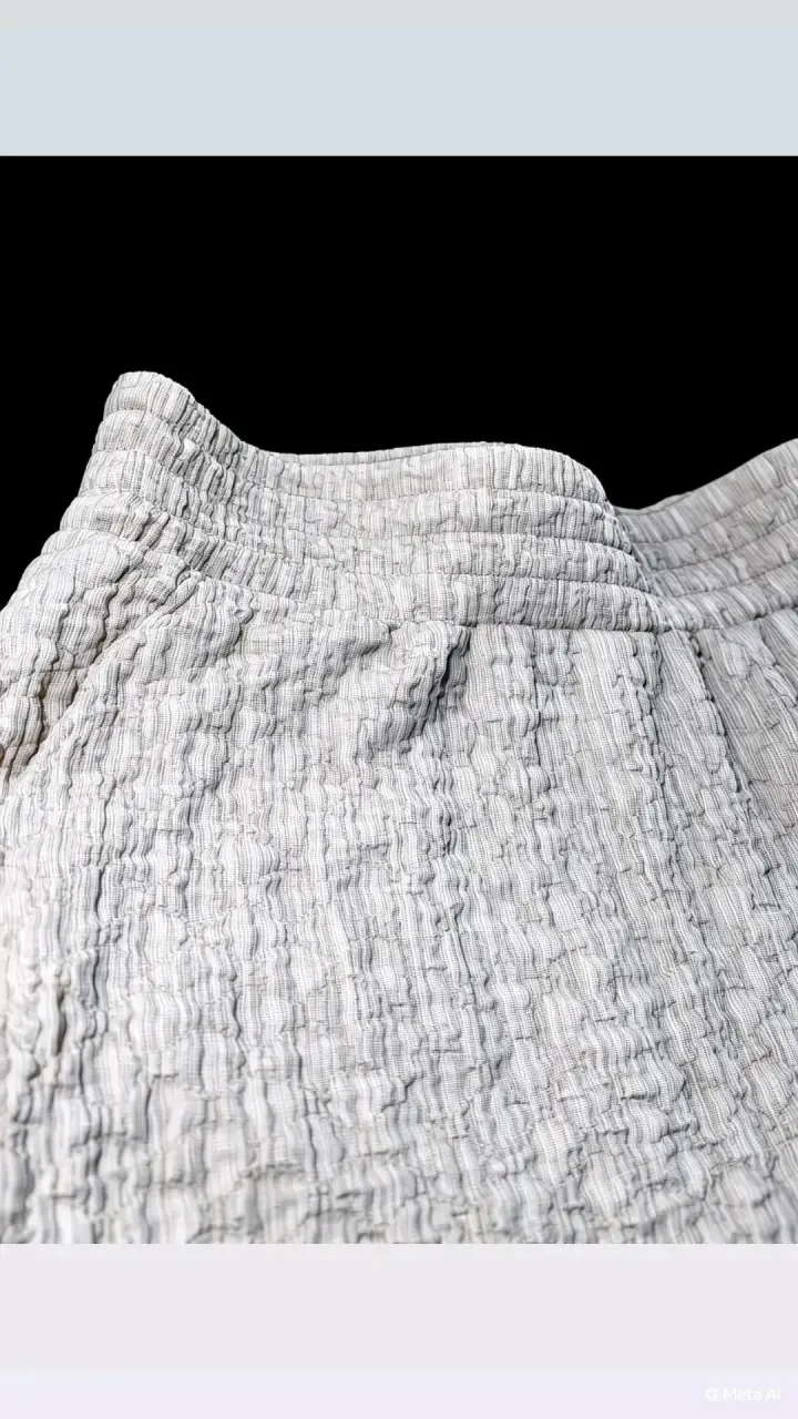 Shorts blancos de tela ligera para mujer - 2