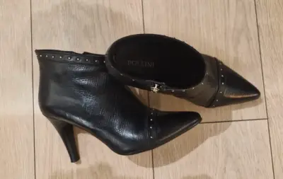 Botines de cuero negro con tachas - miniatura 2