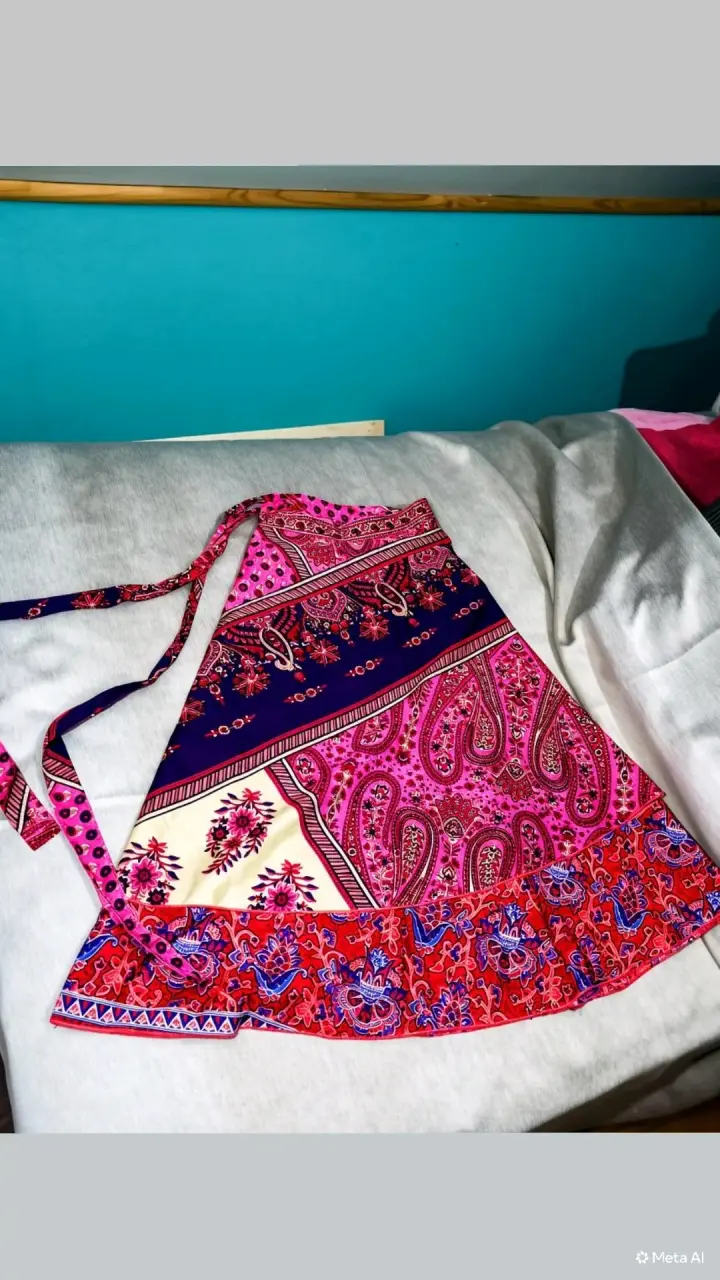 Pareo bohemio con estampado colorido - 1