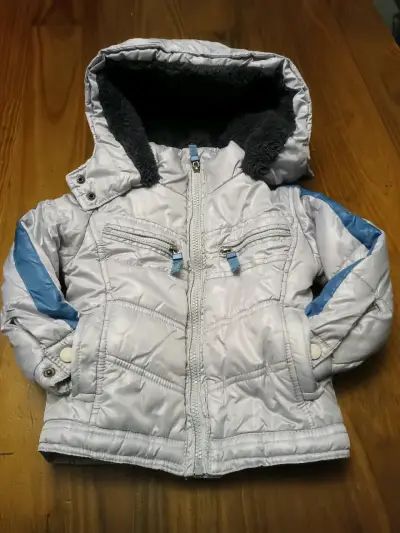 Lote de hermosas chaquetas y parkas - miniatura 2