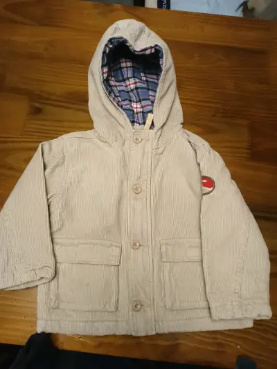 Lote de hermosas chaquetas y parkas - miniatura 4