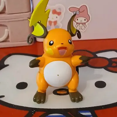Figura de acción Raichu Pokémon - miniatura 1
