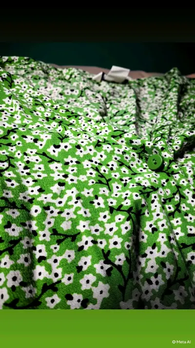 Vestido verde floral de verano - miniatura 2