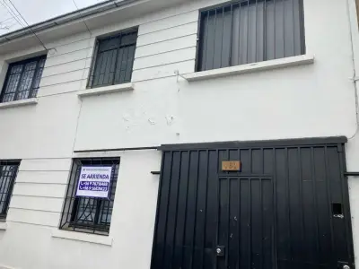 Arriendo casa para empresa - miniatura 1
