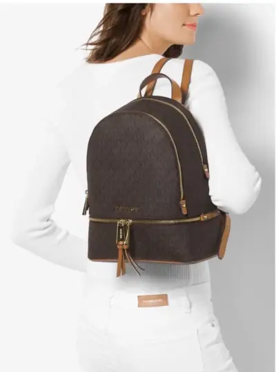 Mochila Michael Kors marrón con logo - miniatura 3