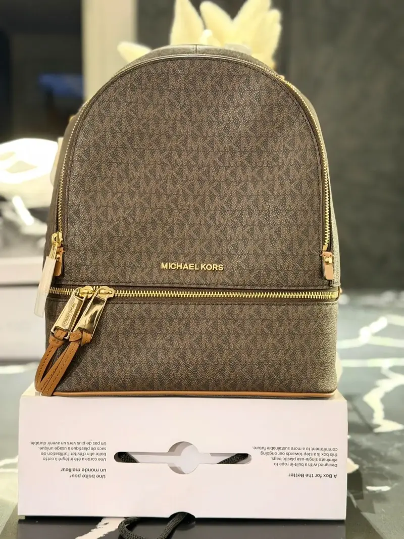 Mochila Michael Kors marrón con logo - 5
