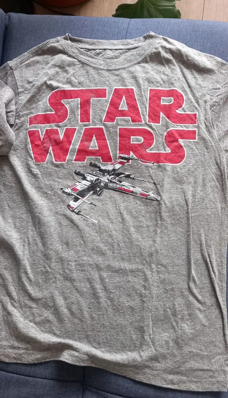 Polera Star Wars gris con diseño X-Wing - 1