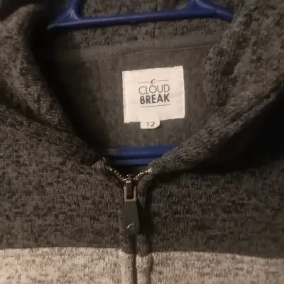 Polerón con capucha  talla 12 - miniatura 4