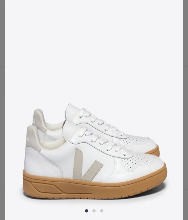 Zapatillas Veja blancas con suela de goma - 2