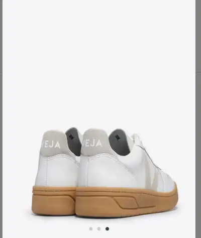 Zapatillas Veja blancas con suela de goma - miniatura 3