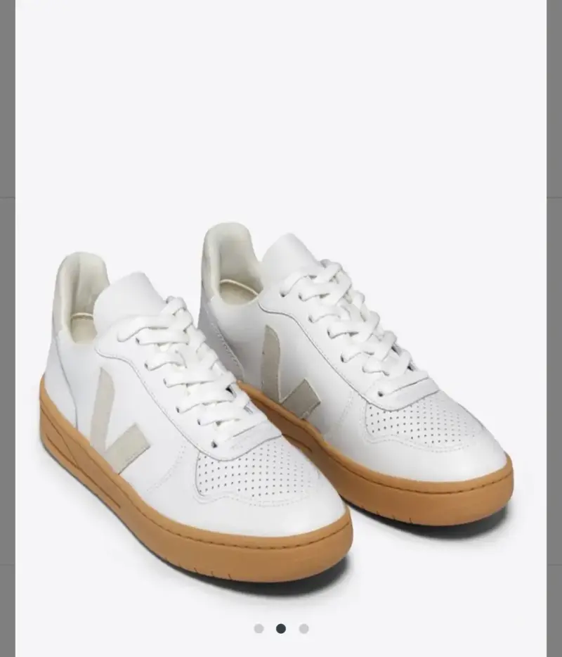 Zapatillas Veja blancas con suela de goma - 5