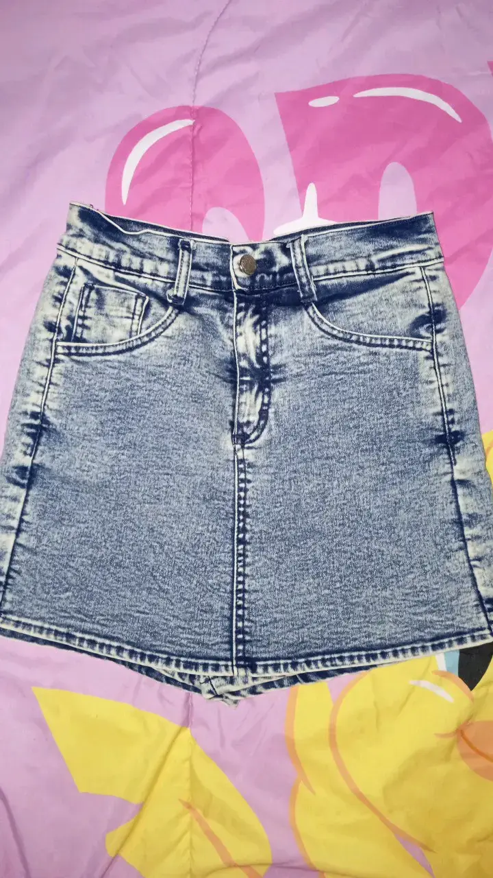 Falda shorts de mezclilla azul desgastada - 1