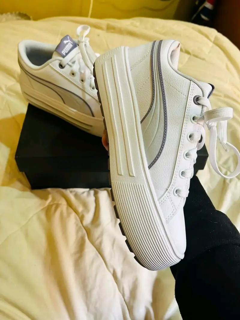 Zapatillas Puma blancas con plataforma - 3
