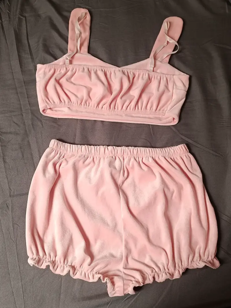 Pijama corto rosa con diseño de Sanrio L - 2