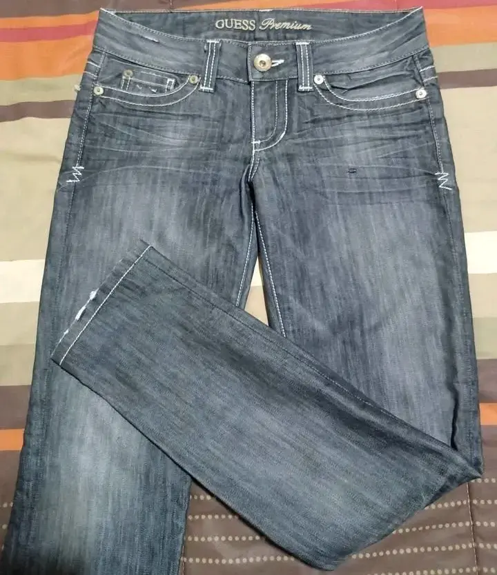 Jeans Guess Premium de dama - 1