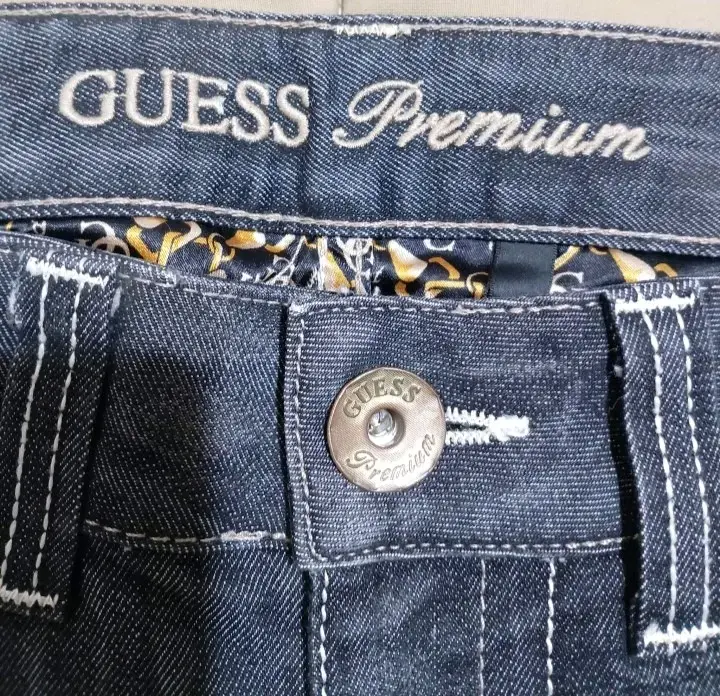Jeans Guess Premium de dama - 3
