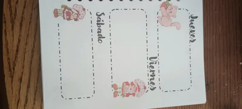 Agenda infantil con diseño de frutillas - 4