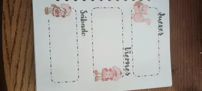 Agenda infantil con diseño de frutillas - miniatura 4