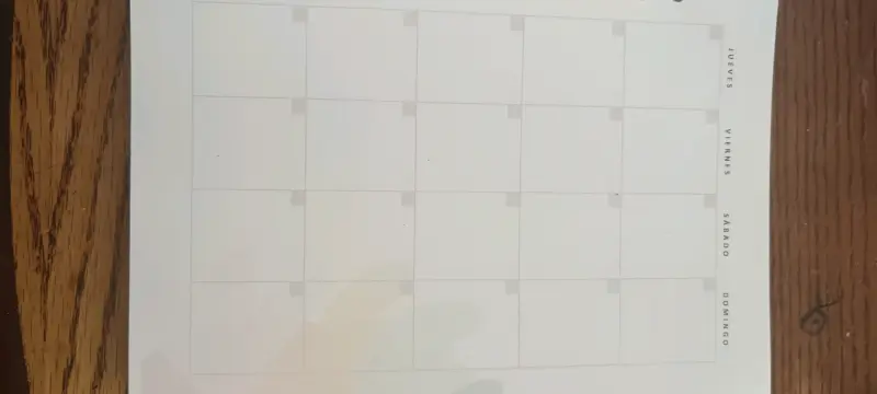 Cuaderno espiral con diseño de educadora - 4
