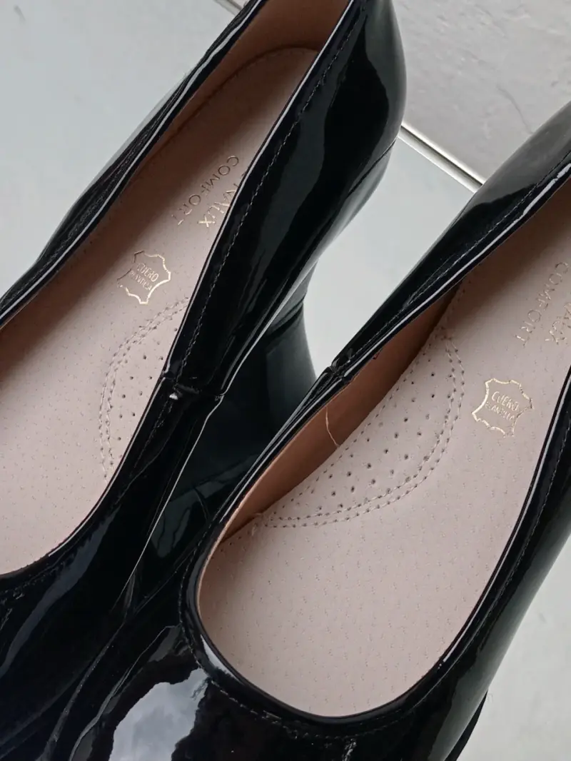 Zapatos de tacón negros de charol - 3