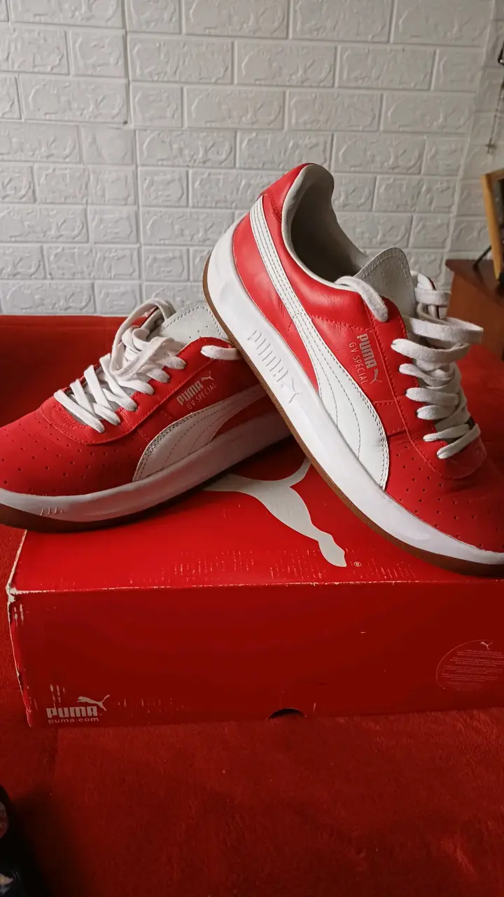 Zapatillas Puma rojas y blancas unisex - 4