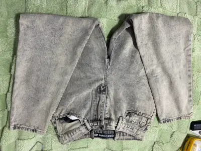 Jeans mom grises corona - miniatura 2
