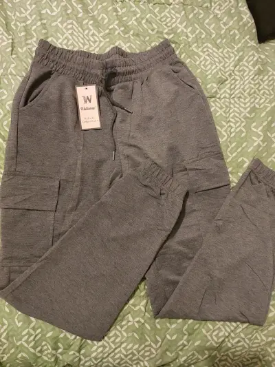 Buzo estilo jogger - miniatura 1