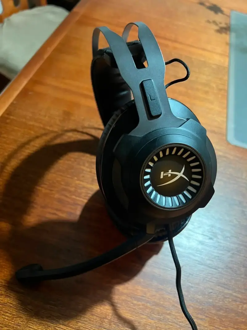 Audífonos gamer hyperX cloud revolver 7.1 - 2