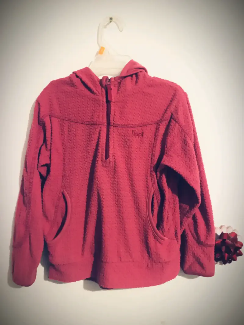 Polerón infantil Lippi rosado oscuro con capucha