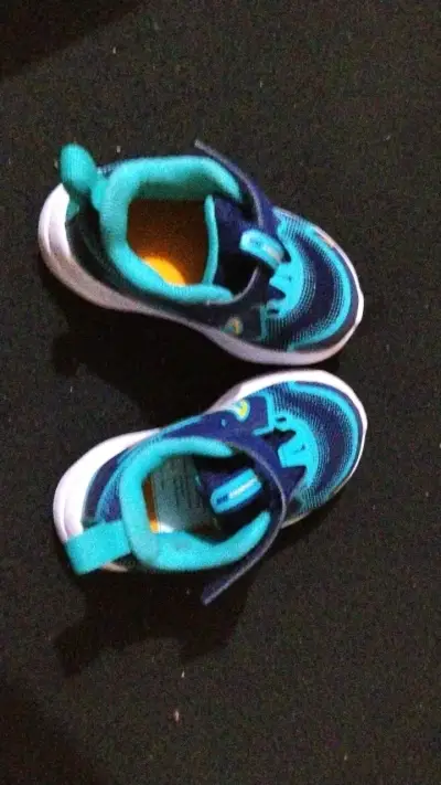 Zapatillas deportivas infantiles azul y turquesa - miniatura 4