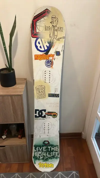 Tabla de snowboard ILLUMINATI 157.5 cm - miniatura 2