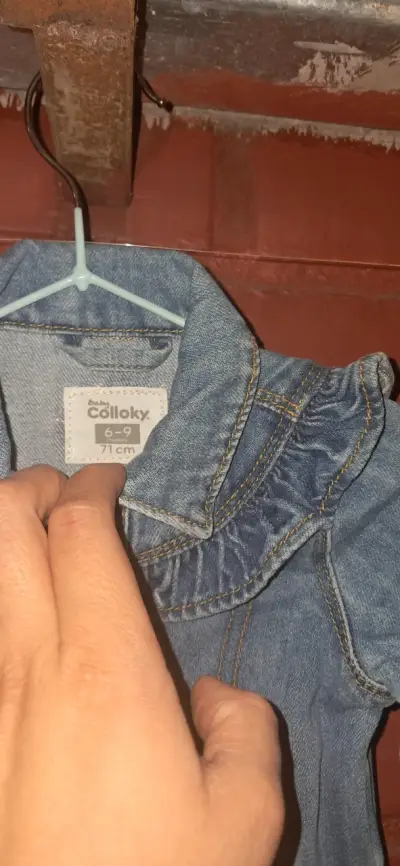 Chaqueta de mezclilla para bebé Colloky 6-9 meses - miniatura 1