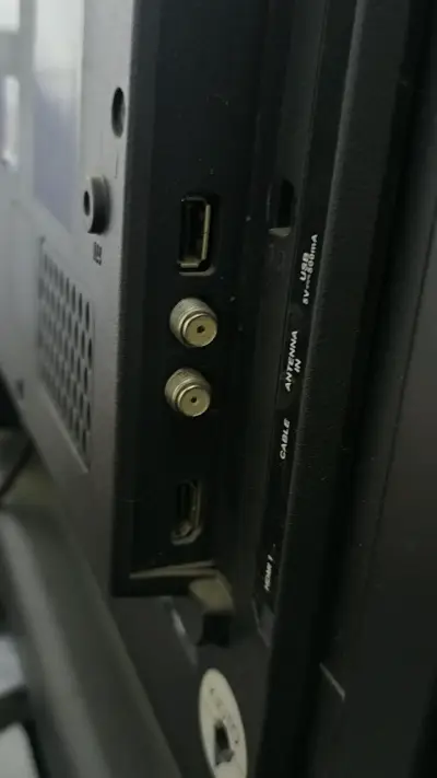 TV Kioto de 32 pulgadas - miniatura 2