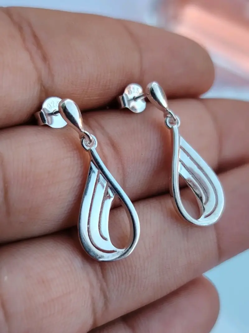 Elegantes aros de plata 925 en forma de lágrima - 2