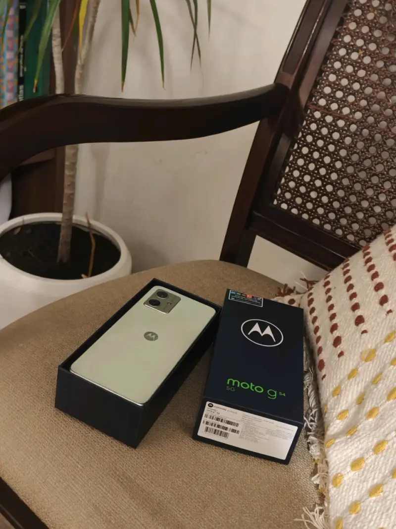 Smartphone Motorola Moto G54 5G con caja - 1