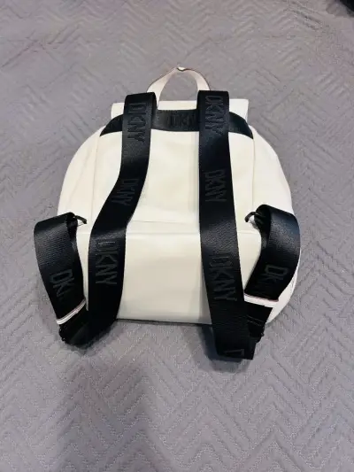 Mochila DKNY blanca - miniatura 2