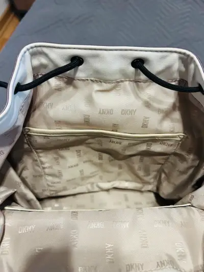 Mochila DKNY blanca - miniatura 6