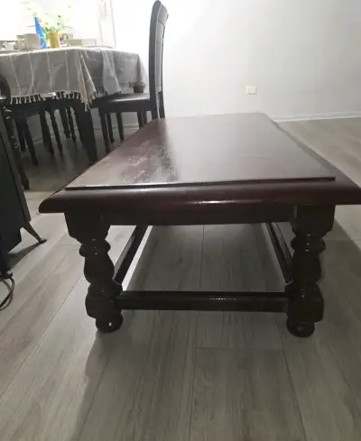 Mesa de centro de madera oscura - miniatura 2