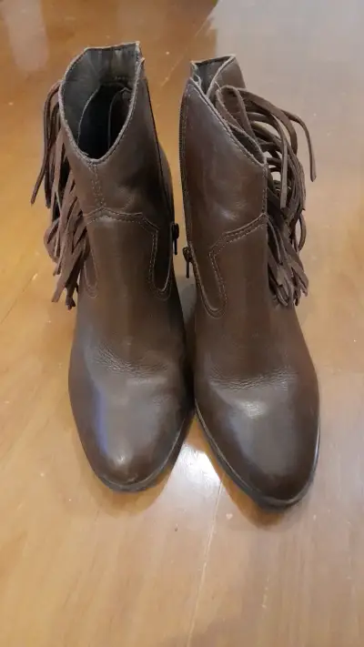 Botines de cuero marrón con flecos - miniatura 2