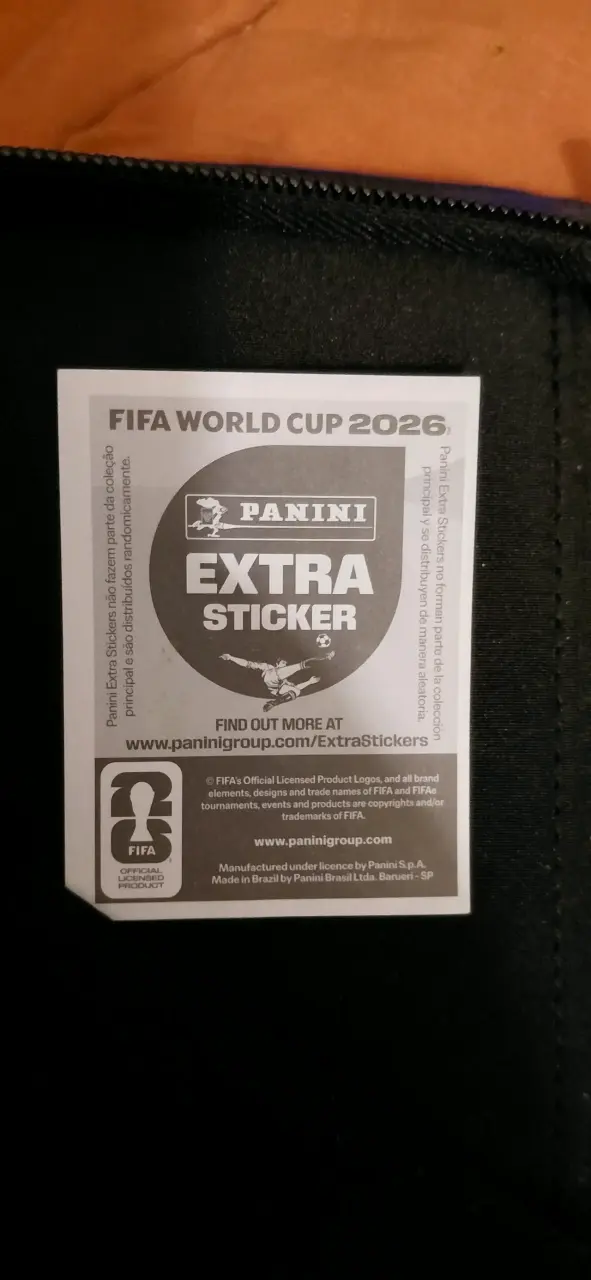 Lámina Panini Vinícius Jr Extra Sticker Gold - 2