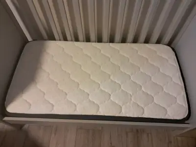 Cuna gris  Ikea - miniatura 2