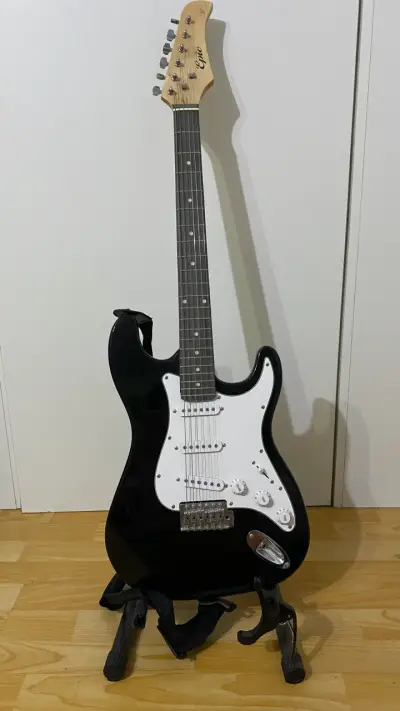 Guitarra eléctrica Epic con amplificador - miniatura 2