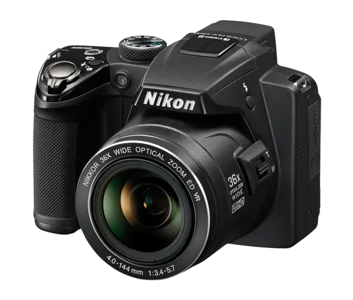 Cámara Nikon con zoom óptico 36x