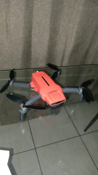Drone FIMI X8 MI I con control remoto y accesorios - miniatura 2