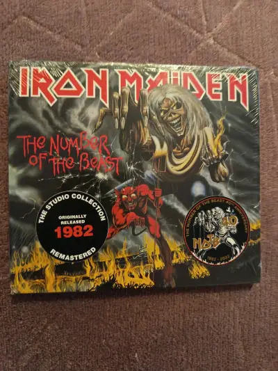 CD Iron Maiden The Number of the Beast remasterizado - miniatura 1
