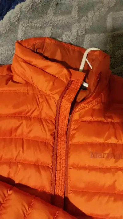Chaqueta acolchada naranja para hombre - miniatura 4